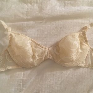 Vintage lace bra